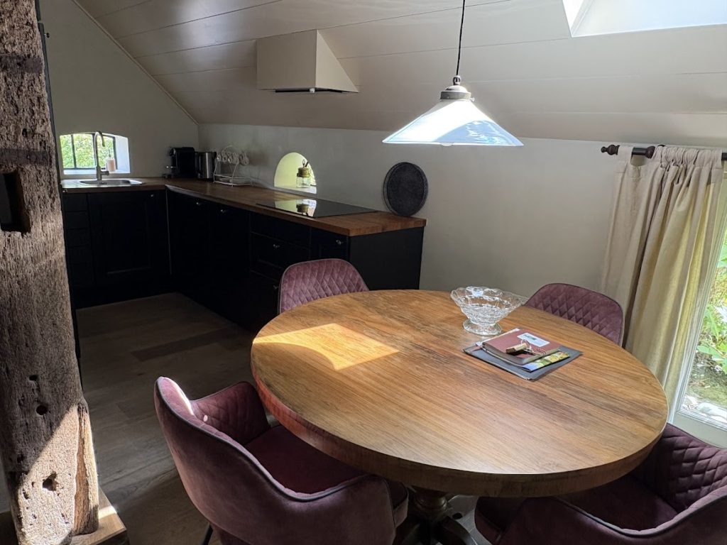 lodge 2 keuken en eethoek